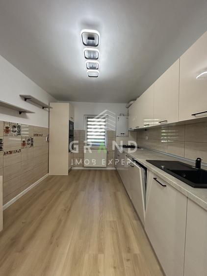 Apartament 3 camere de vanzare, 2 bai , Zorilor