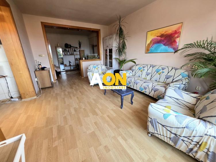 Apartament 4 Camere,  2 Bai. Zona Closca, 103mp Utili