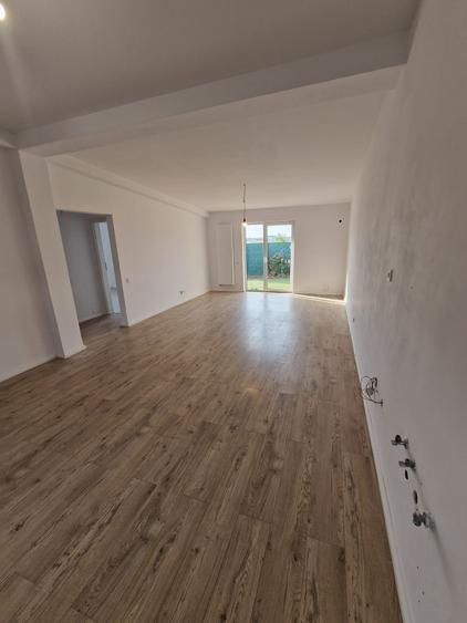 Casa 3 camere 70 mp utili * mutare rapida * teren 200 mp
