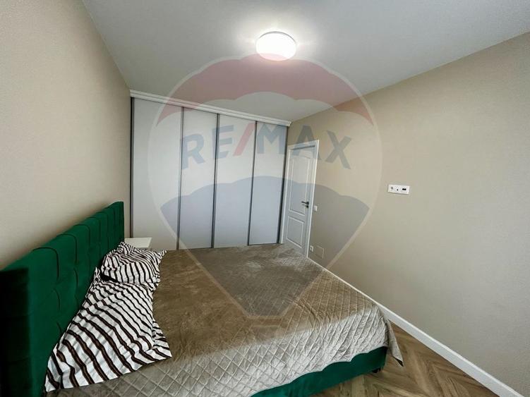 Apartament cu 2 camere de închiriat - strada Daliei -