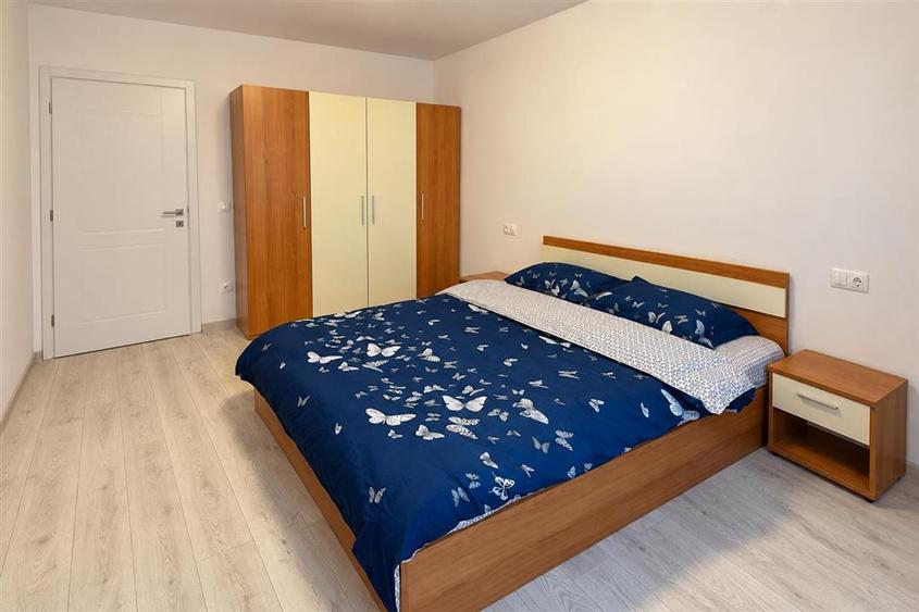 Apartament modern 2 camere curte si 3 parcari Selimbar