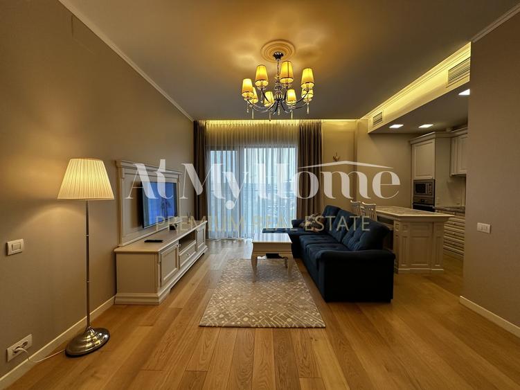 Apartament nou, modern cu 3 camere, mobilat lux, terasa,parcare, vedere frumoasa