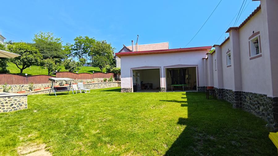 Casa individuala 4 dormitoare - garaj - teren 1457 mp in Sibiu Mohu