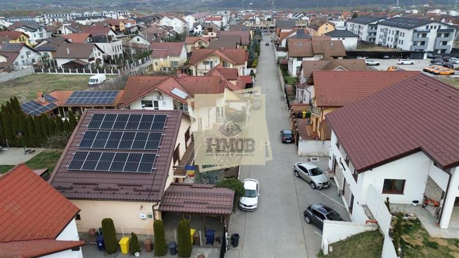 Casa moderna 6 camere 2 bai terasa garaj 654 mp teren Selimbar
