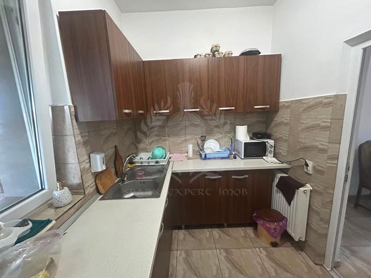 SPATIU COMERCIAL//CANTINA// FOSTA FABRICA DE CARAMIDA PLEASA