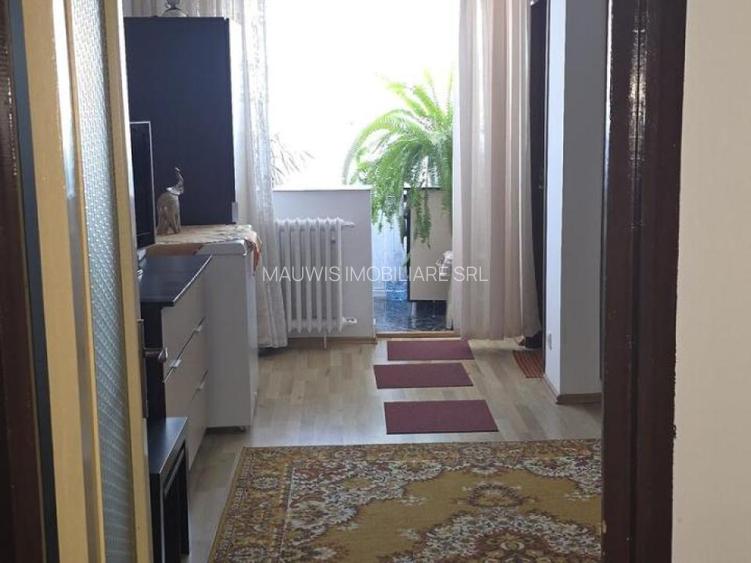 Iancului / Elev Stefanescu /  bl 1980 / 5 min Metrou / - 5