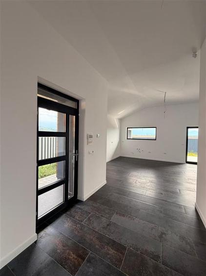 Exclusivitate! Casa individuala premium, parter, 130 mp utili - View unic catre