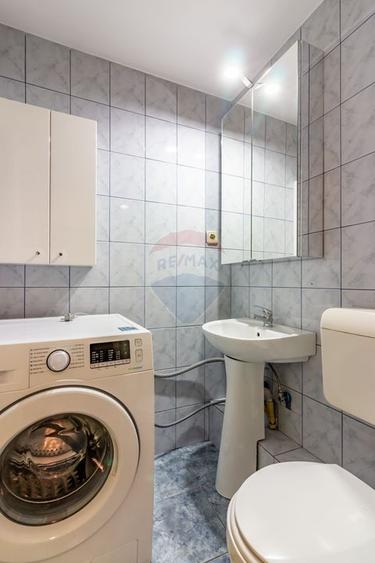 Apartament cu 3 camere de vânzare în zona Nerva Traian / Vlad Dracul