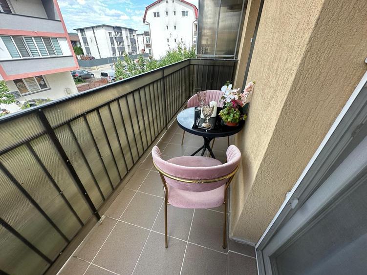 OPORTUNITATE!!! Ap. cu 2 cam DECOMANDATE,str EROILOR/FLORESTI,etaj 1 ,2 BALCOANE