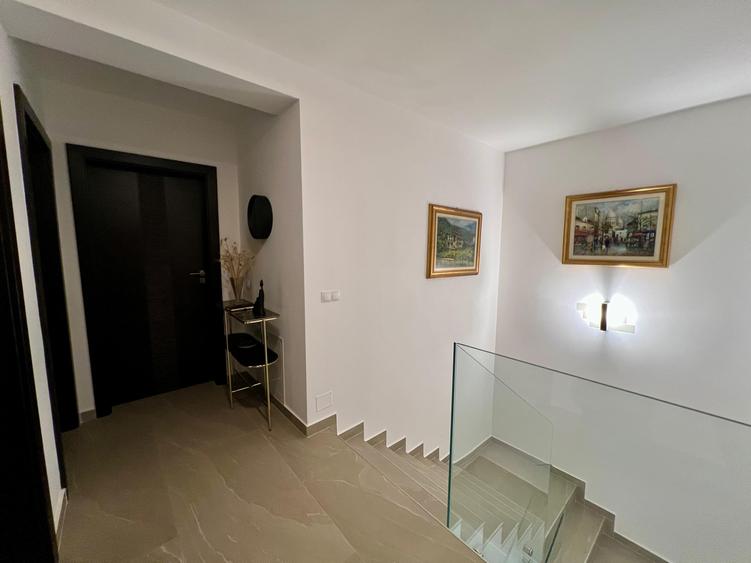 Casă duplex modernă în Dezmir | 140 mp utili | 450 mp teren | Garaj