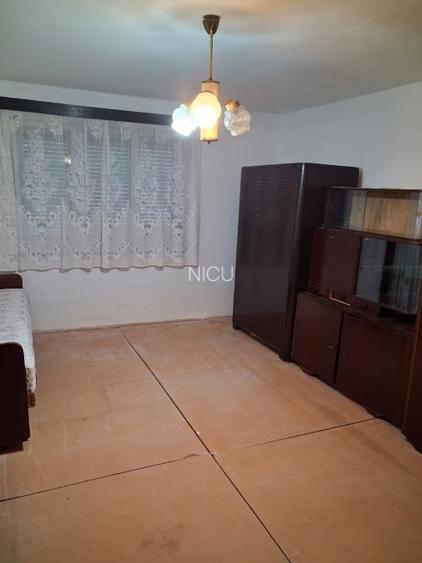 CASA 3 CAMERE TEREN 448 MP ZADARENI