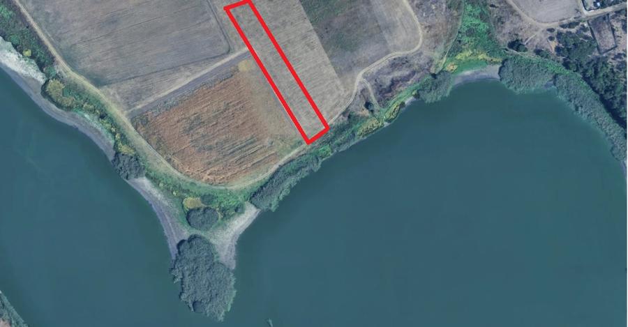 Teren cu deschidere la lac in Fundeni de Calarasi pret inbatabil