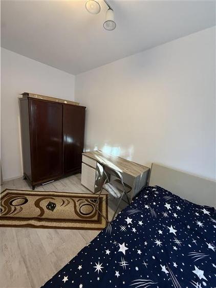 Apartament De Inchiriat 3 Camere, Semidecomandat, Zona Tomis 2