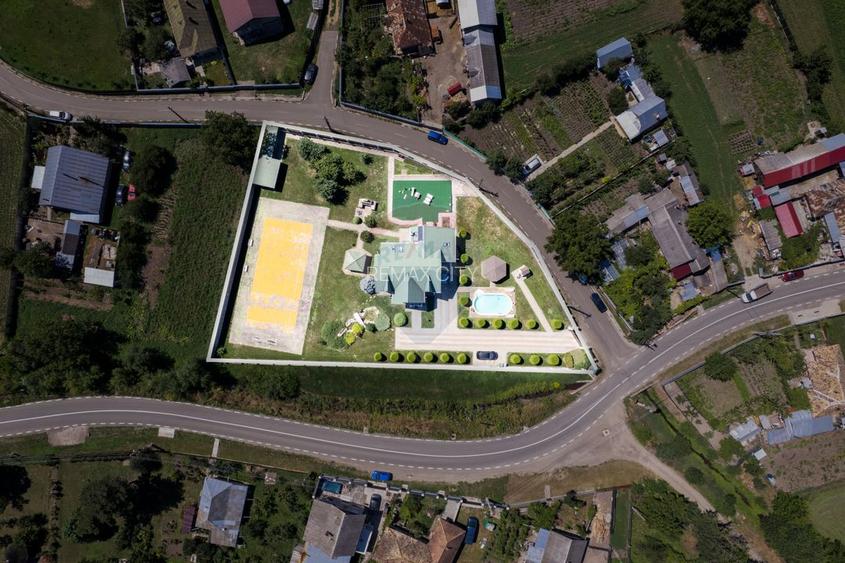 Casă cu piscină și teren de tenis – Girov, 10 min de Piatra Neamț - 21