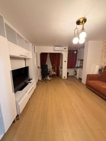 Dristor, garsoniera, 6 min metrou, BOILER, prima inchiriere