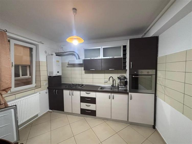 Berceni-Aparatorii Patriei Apartament 3 camere, Spatios- Luminos