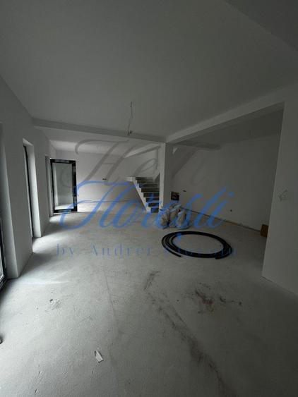 Casă tip duplex modernă, terase panoramice, în zona rezidențială Dâmbul Rotund