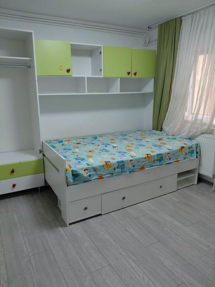 Langa Iulius Mall. Decomandat. Etaj 1. Centrala termica. Mobilat si utilat