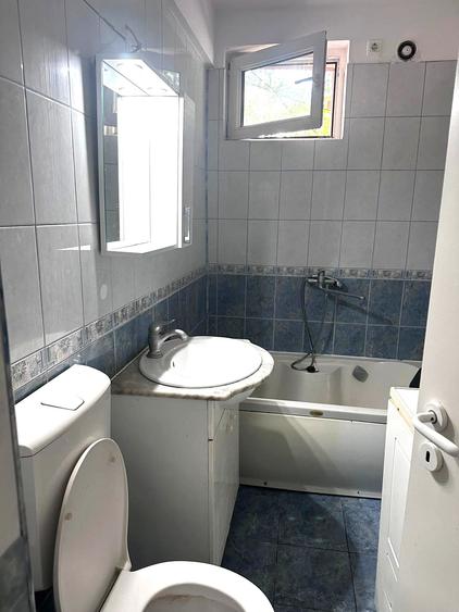Chirie apartament 3 camere zona Lidl -Casa de moda 350eur/luna