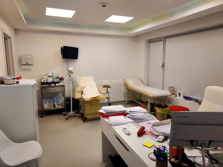 SPATIU COMERCIAL-CLINICA MEDICALA-490 MP,3 INTRARI,IDEAL INVESTITIE,1200000 EURO - 12