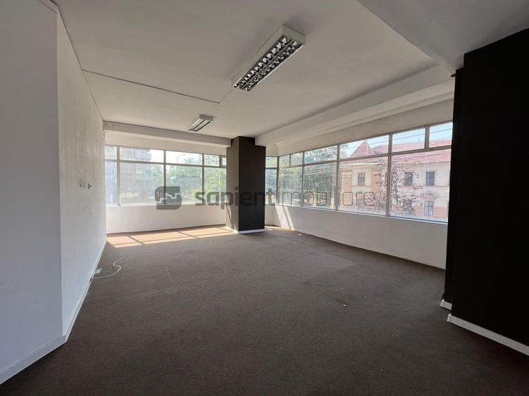 Sapient | Spațiu comercial central _ Bd. Magheru, Oradea