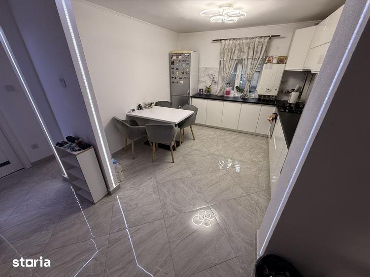 Apartament 2 camere de vanzare Gorjului