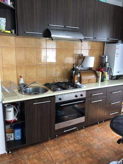 Inchiriez apartament 3 camere Splai Bahlui la 5 min de Palas - 4