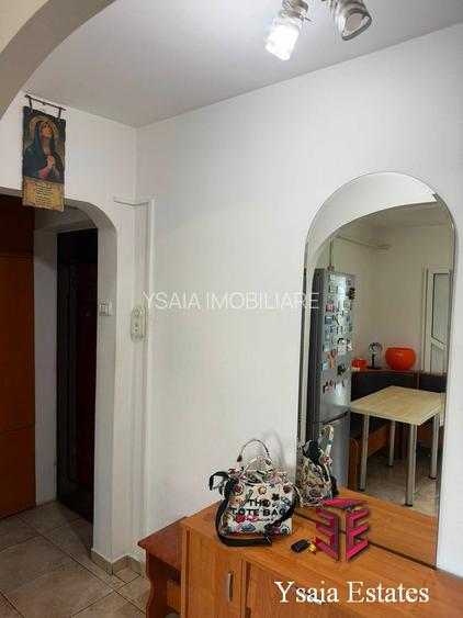 INEL 2 - EXCLUSIVITATE LA VANZARE - 3 CAMERE SEMI CONFORT MAXIM - GAZE - PARCARE - 9