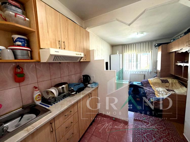 OPORTUNITATE DE INVESTIȚIE/GARSONIERĂ CU CENTRALĂ PROPRIE/MĂNĂȘTUR–CAL.FLORESTI