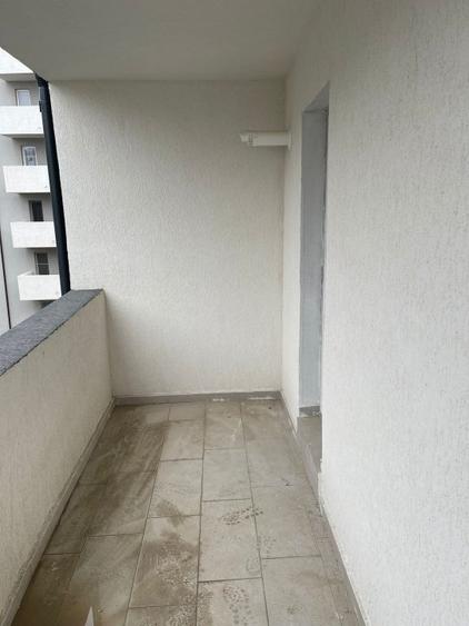 Apartament 2 camere decomandaat,Metrou-Berceni 5 min