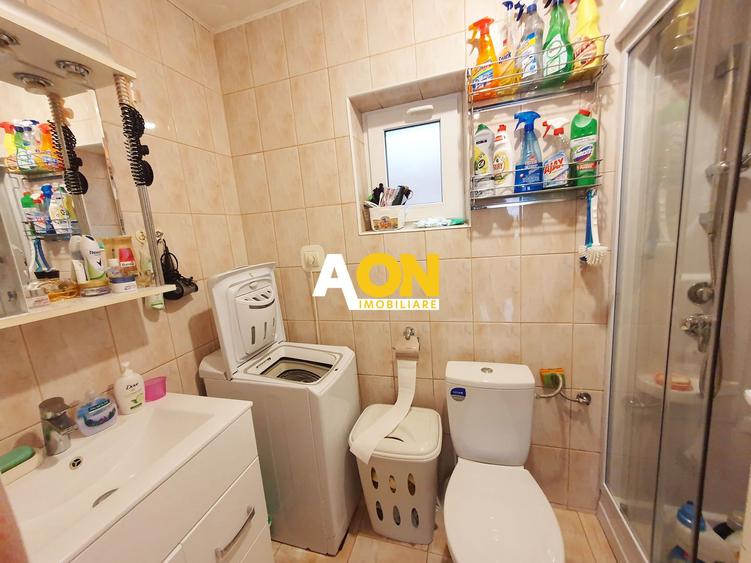 Casa 4 camere, 2 bai, 86 mp utili, renovata, zona Lipoveni