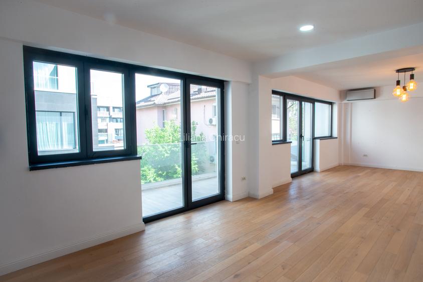PROPRIETAR  Apartamente 3 camere  lux -1 apartament /nivel  Polona - 9