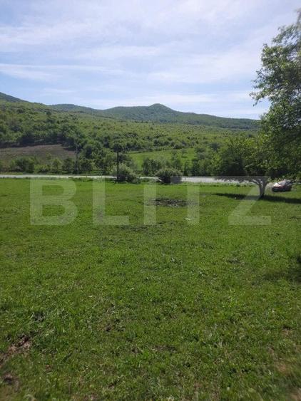 Teren intravilan de vanzare, 28 de ari, zona Herina, Bistrita