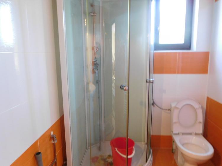 Casa individuala, teren si livada