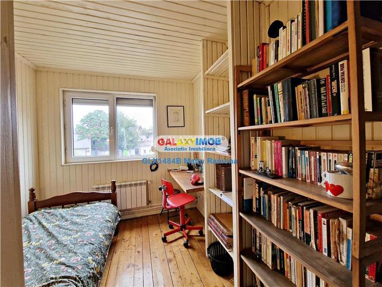 Casa veche renovata, parter+mansarda, curte proprie, Foisorul de Foc