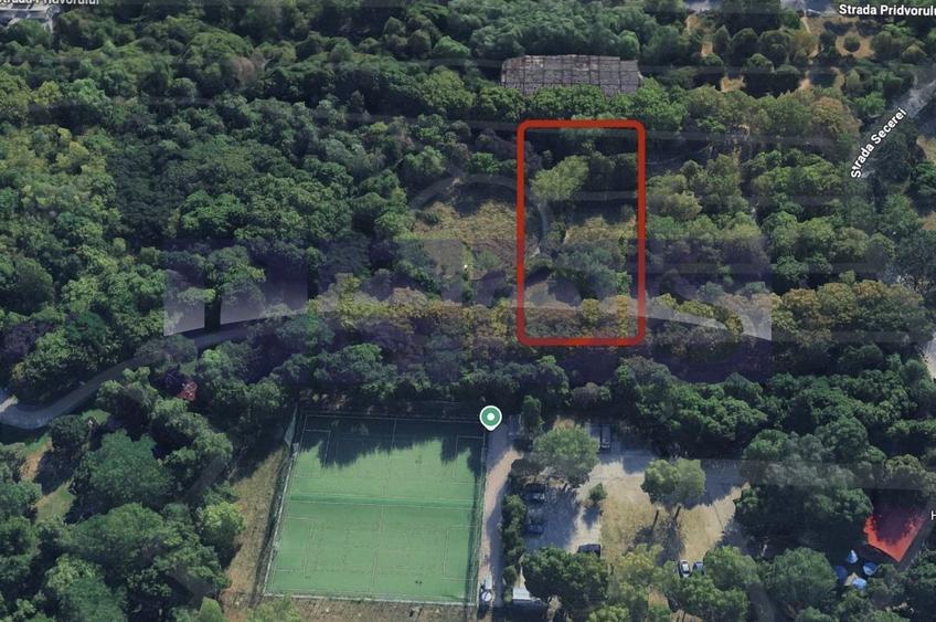 De vânzare teren intravilan de 2.677 mp zona Tineretului - zona V