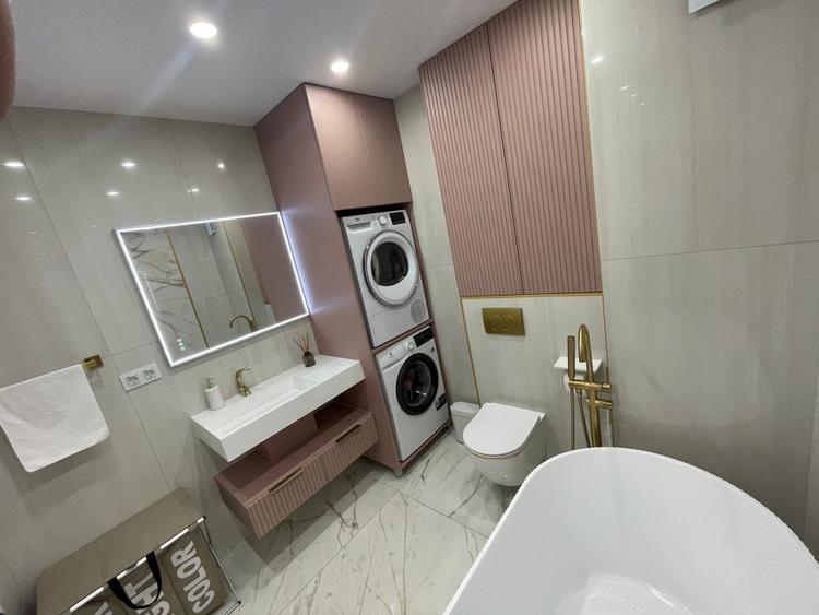 Apartament 3 camere, 73 mp, ultrafinisat, 2 terase, zona Marasti