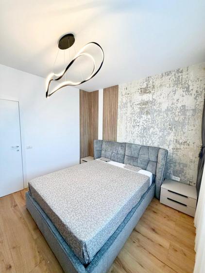 NOU / SUPERB /MOBILAT SI UTILAT PREMIUM