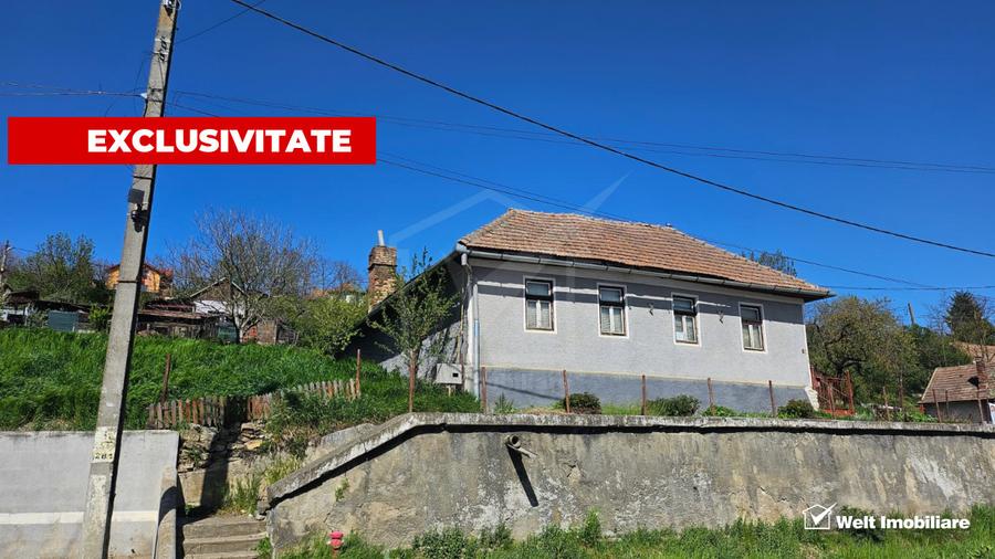 Casa individuala cu teren 2030mp sat Cojocna