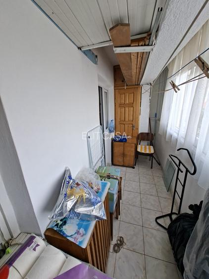 Apartament cu 3 camere decomandat, etajul  5/8, zona Garii - 9