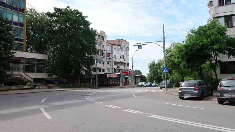 Spatiu comercial stradal cu vad excelent - 80 mp, str.Navelor, zona Faleza-Port