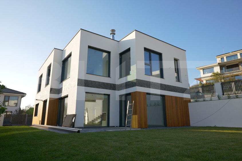 Vila de lux cu sistem Smart Home, 4 dormitoare si sala de sport
