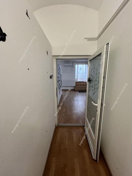 Spatiu comercial | 44mp utili | Demisol Zona Balcescu