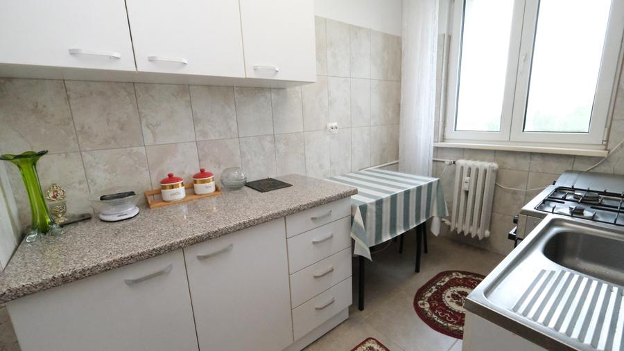 Vanzare 2 camere cu imbunatatiri, reabilitat Drumul Taberei, metrou, parc