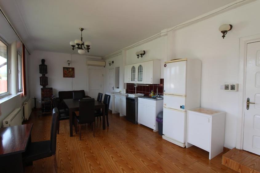 Ciolpani casa singur curte cu vegetatie superba. 37 minute de Bucuresti
