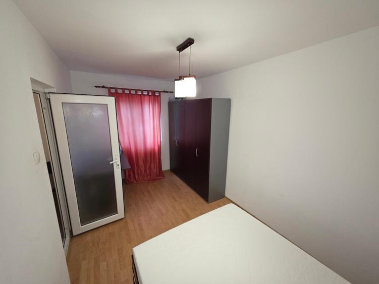 De Închiriat – Apartament 3 Camere | Zona Inel II (Școala 8), Constanța, Etaj 1