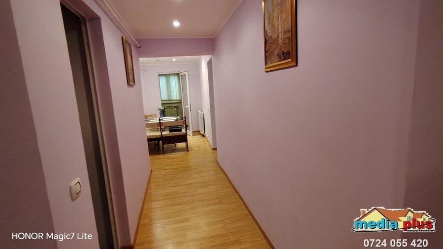 Apartament 3 camere decomandat, etaj 1, zona Silozului