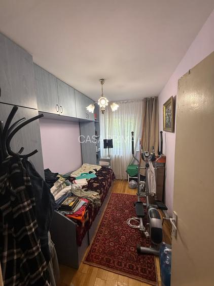 3 camere Decomandat- etaj 1/4 -- Canta-60m, geam la baie ! - 6