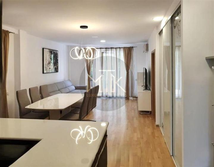 Apartament 3 camere lux I  Herastrau I Curte proprie