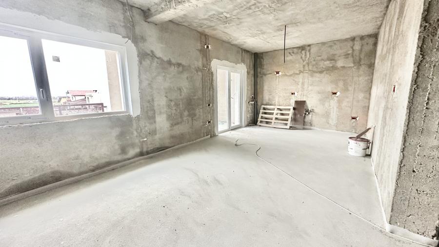 Apartament 3 camere - Terasa mare - 2 locuri de parcare - Mosnita